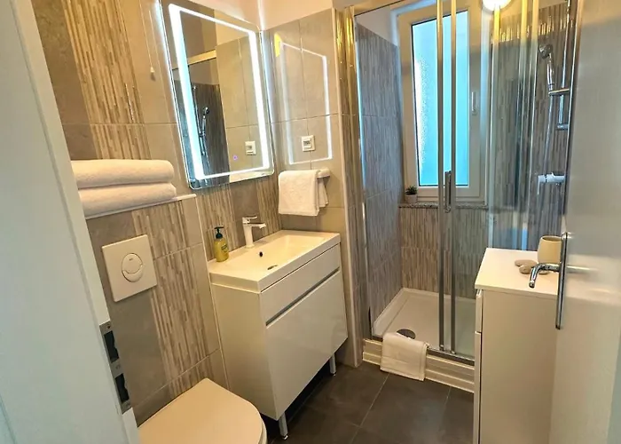 Apartmán Spacious 3bdr App In Center 